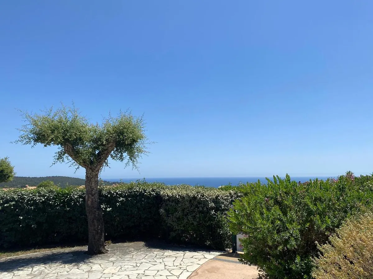 Appart. Vue Mer Avec Piscine - Golfe De St Tropez Les Issambres Apartament