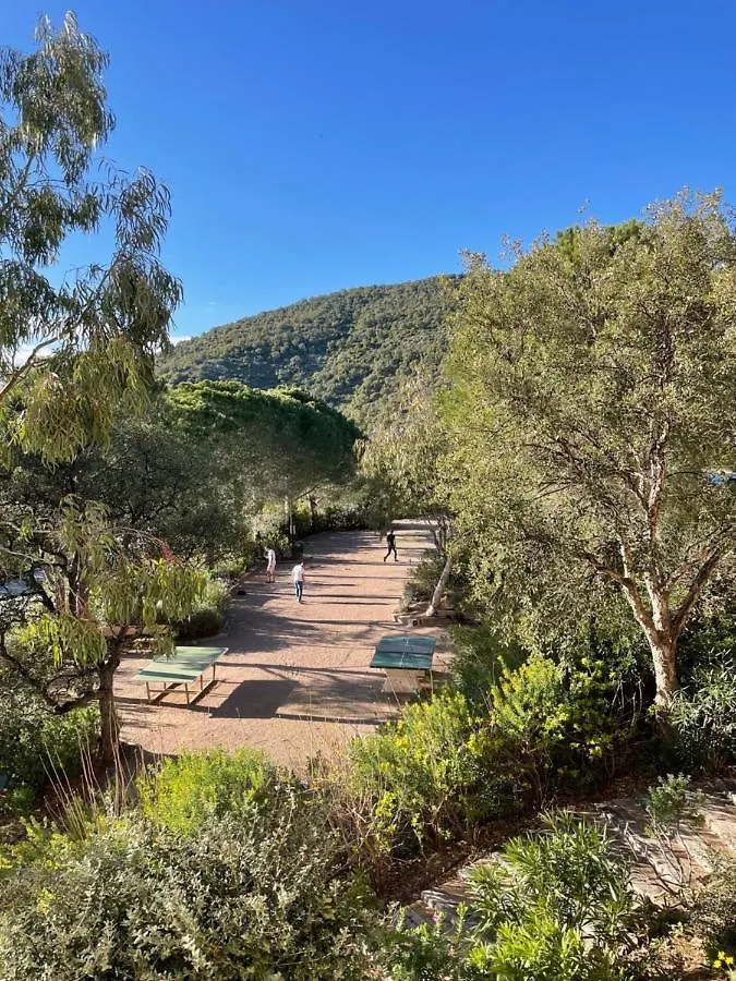 Appart. Vue Mer Avec Piscine - Golfe De St Tropez Les Issambres 0*,  France